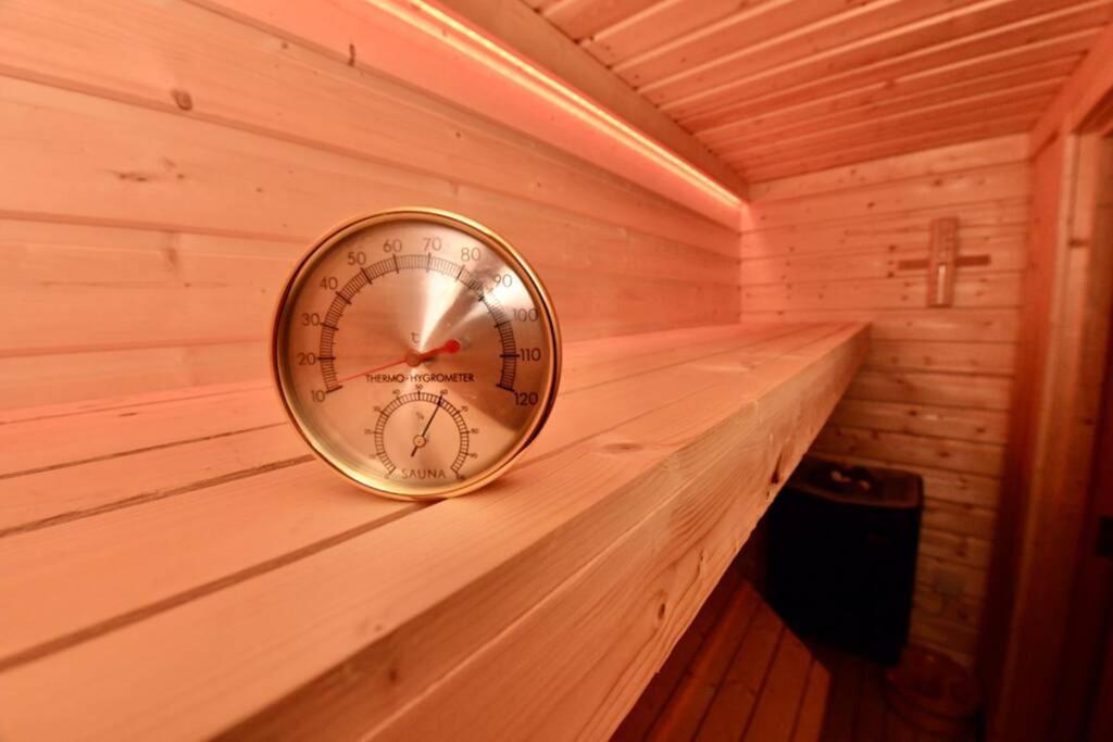 Flanders Loft Luxury Apartment With Sauna Dungiven Ngoại thất bức ảnh
